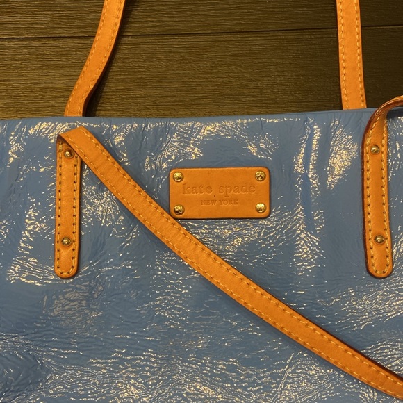 Kate Spade Tote - Picture 2 of 9